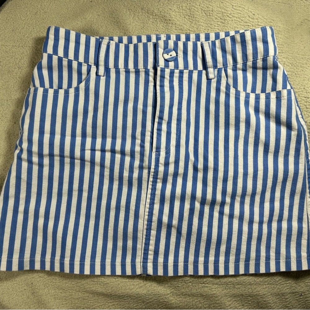 Forever 21 Blue and White Striped Mini Skirt